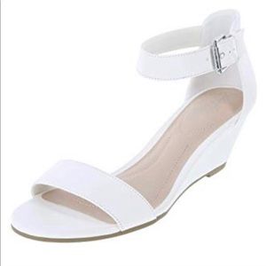 DexFLEX SEXY STRAP SANDAL size 13 Brand NEW!🔥🔥🔥